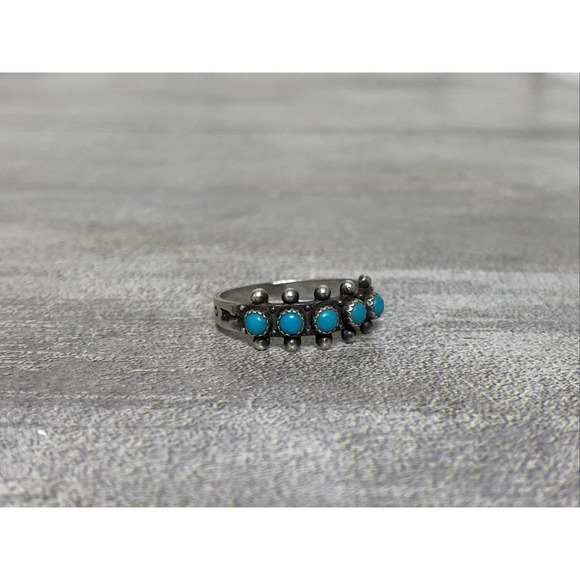 Native American Jewelry - Native American Zuni Turquoise Petit Point Ring Sz 8 Snake Eyes Arrow